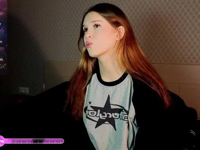 famouswomen – webcam model profile photo Image 19