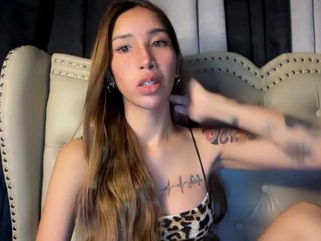 NoahCollins – webcam model profile photo Image 3