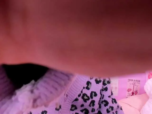 BlueCherry – webcam model profile photo Image 16