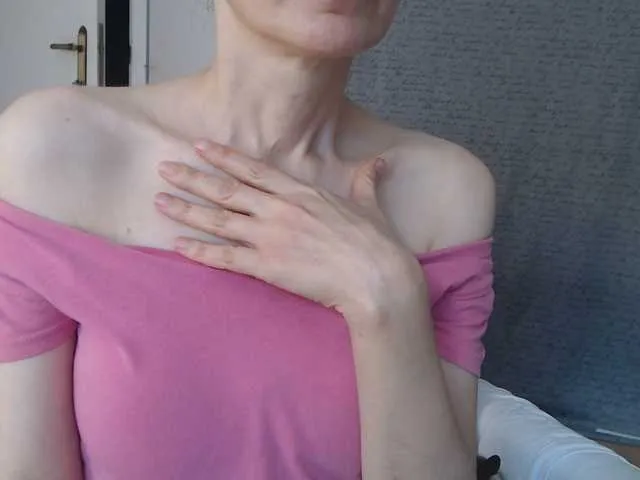 Kris-76 – webcam model profile photo Image 18