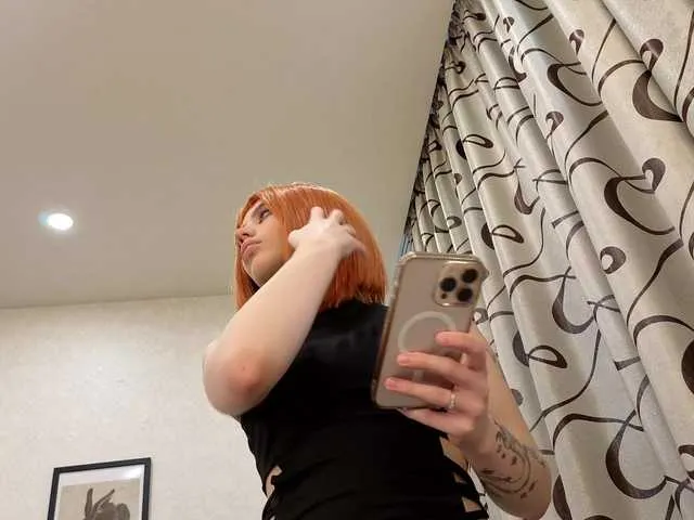 Sara- – webcam model profile photo Image 15