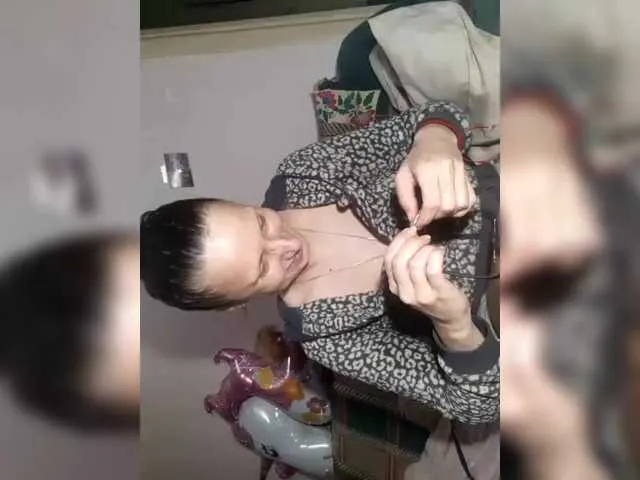 LizzieGreyX – webcam model profile photo Image 13