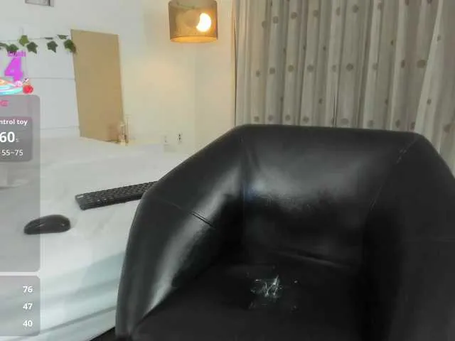 LizzieGreyX – webcam model profile photo Image 14