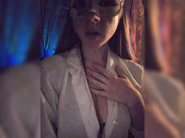 _Alice_1 – webcam model profile photo Image 2