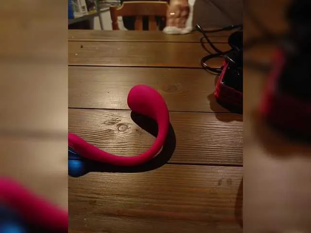 VioletchelseaBabesatation – webcam model profile photo Image 3