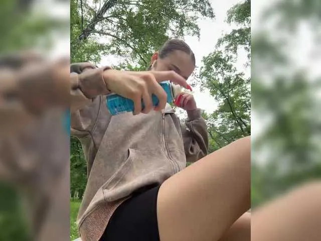 MarilynRainbow – webcam model profile photo Image 6