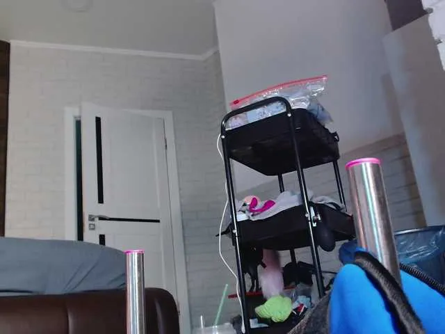 SashaVaughn – webcam model profile photo Image 11