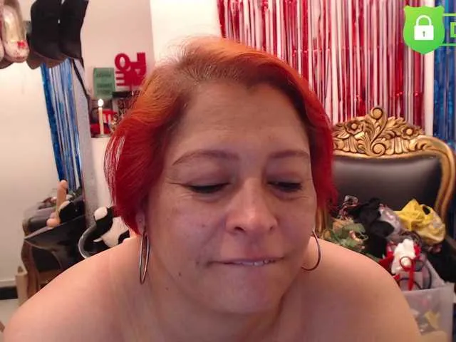 MilashaNyasha – webcam model profile photo Image 7
