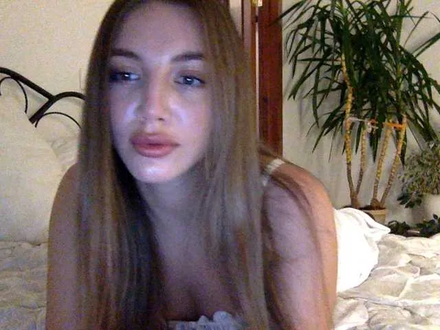 BrookeBratXO – webcam model profile photo Image 16