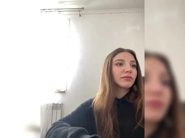 BrookeBratXO – webcam model profile photo Image 4