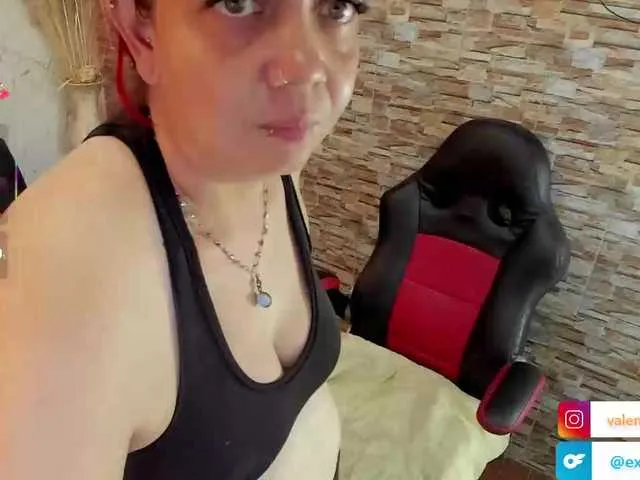 victoriaqueen2 – webcam model profile photo Image 2