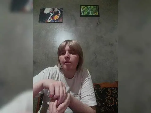 BellaBelll – webcam model profile photo Image 3
