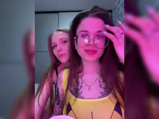 Nana__ch – webcam model profile photo Image 2