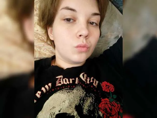 MissScarlett_xx – webcam model profile photo Image 3