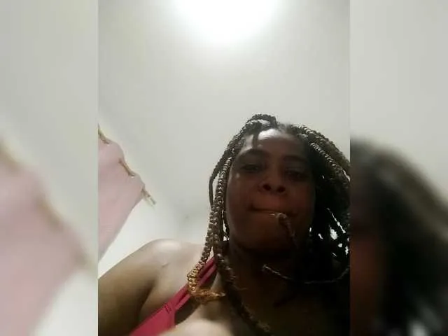 LorrySkye – webcam model profile photo Image 7