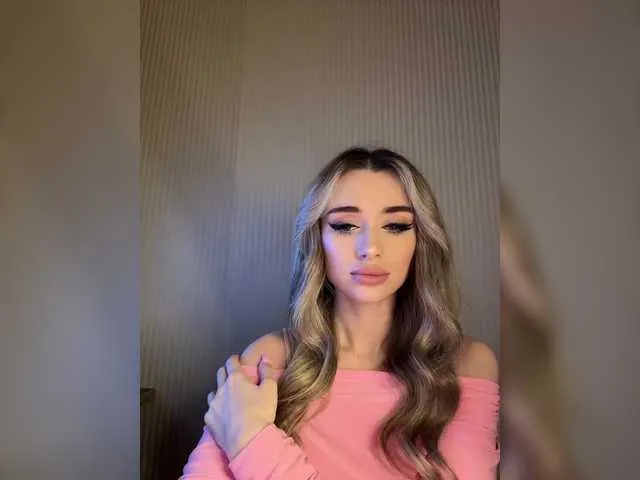 GoldenEmily Image 13