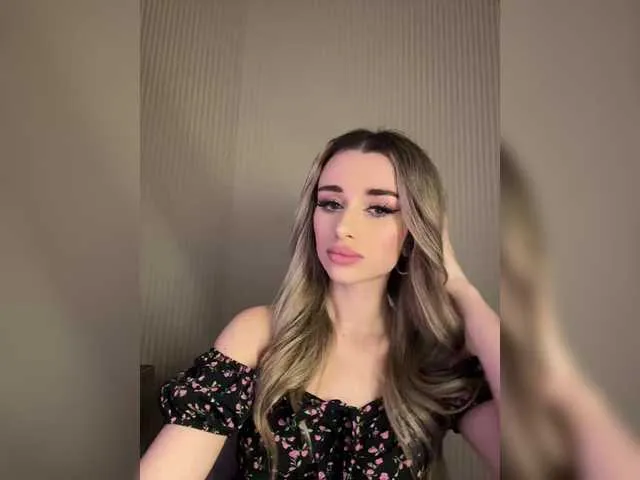 GoldenEmily Image 14