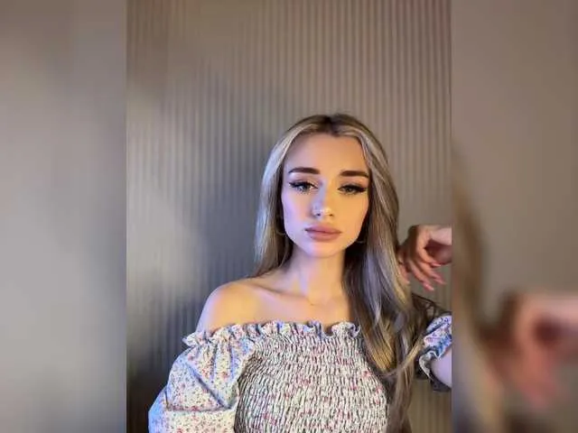 GoldenEmily Image 15