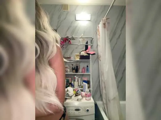 GoldPussy69 Image 13