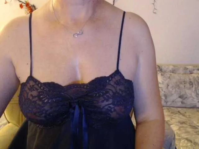 anyuta1212 – webcam model profile photo Image 3