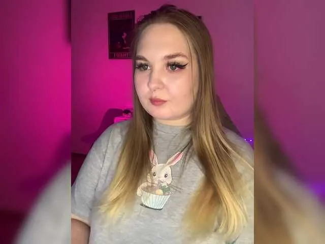 Blondebeauty19 – webcam model profile photo Image 17