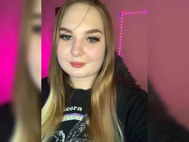 Blondebeauty19 – webcam model profile photo Image 2