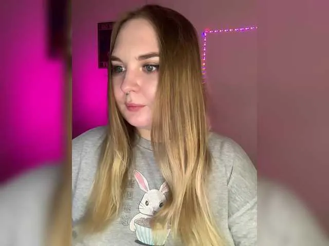 Blondebeauty19 – webcam model profile photo Image 8