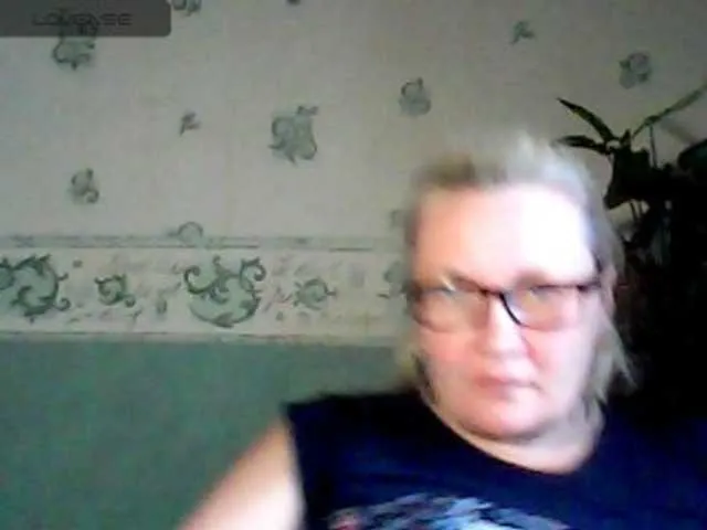 HelenaGloss Image 13