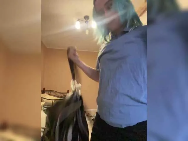 Blondebaddie22 – webcam model profile photo Image 6