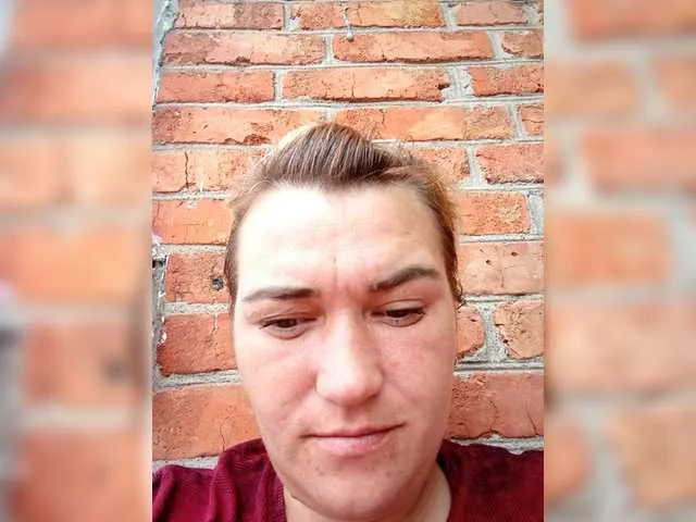 KaronVondielingen – webcam model profile photo Image 3