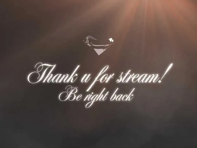 LoraDevine – webcam model profile photo Image 5