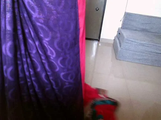 British_EmJess – webcam model profile photo Image 11