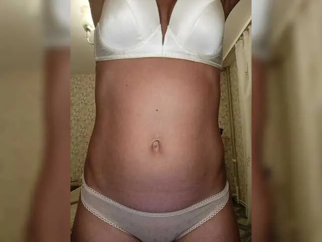 MarilynRainbow – webcam model profile photo Image 9