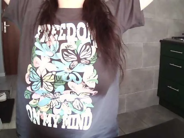 Zaradavis – webcam model profile photo Image 15