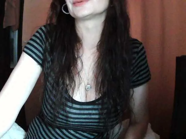 Zaradavis – webcam model profile photo Image 19