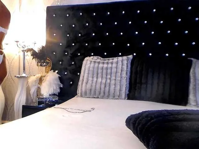 janex69 – webcam model profile photo Image 2