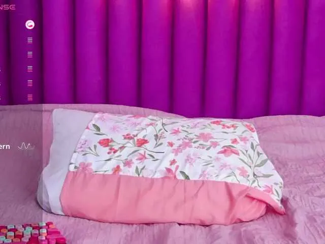 kaeliascorch – webcam model profile photo Image 8