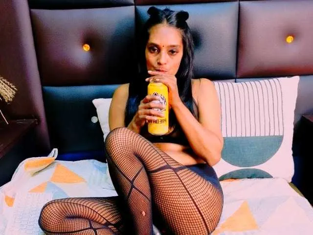 LannaGracesX – webcam model profile photo Image 16