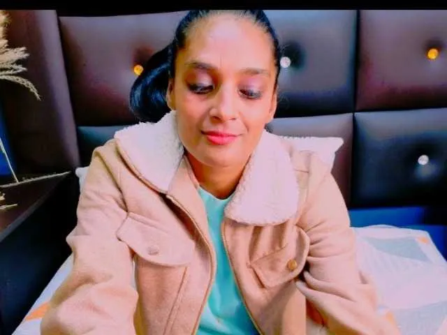 LannaGracesX – webcam model profile photo Image 17