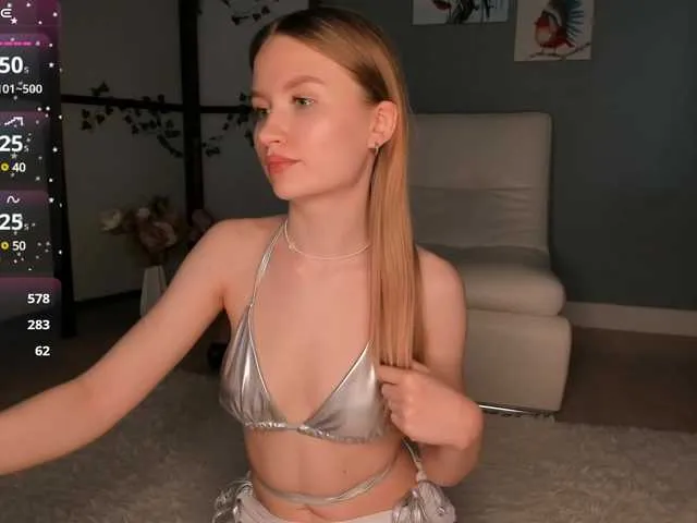 SusyBlair – webcam model profile photo Image 2