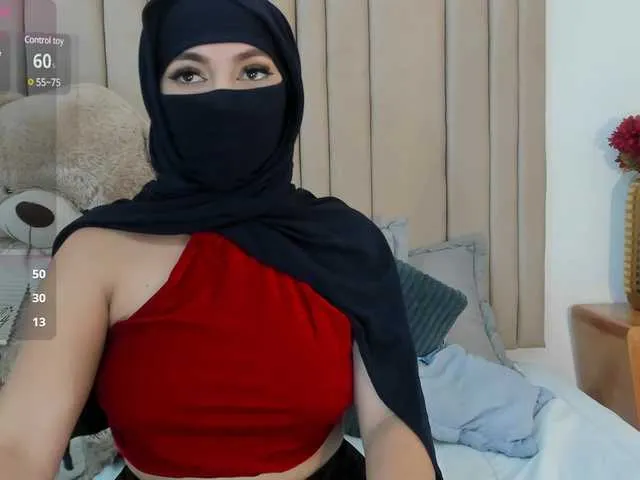British_EmJess – webcam model profile photo Image 2