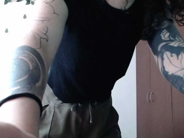 Sweet-Mishelle – webcam model profile photo Image 10