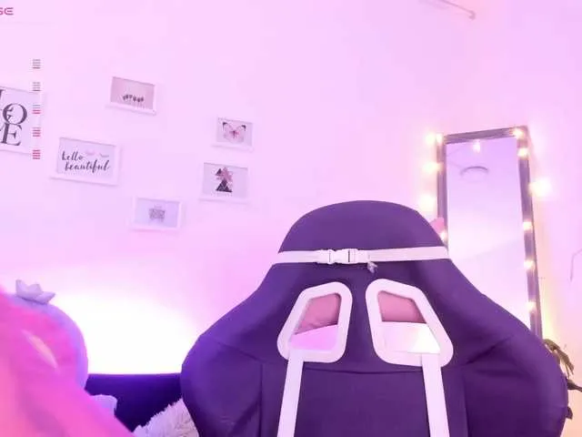 JessieBlonde – webcam model profile photo Image 2