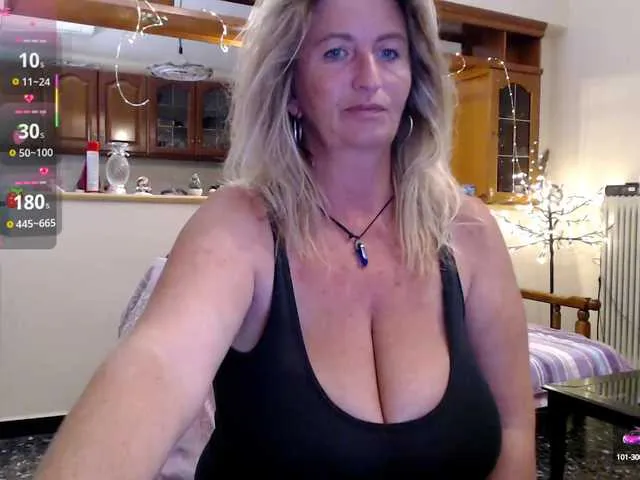 alicepussy – webcam model profile photo Image 4