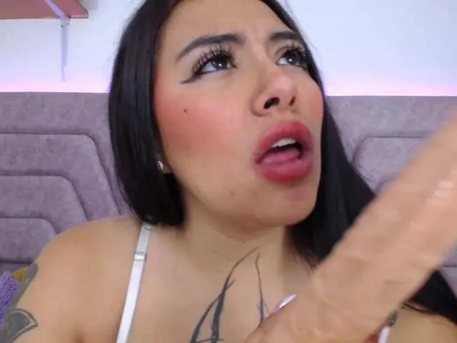 foxsusu – webcam model profile photo Image 19