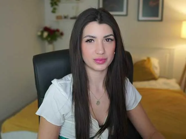 MilfDolores – webcam model profile photo Image 10