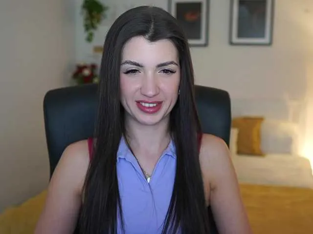 MilfDolores – webcam model profile photo Image 7