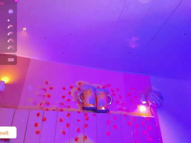 GlamGran – webcam model profile photo Image 18