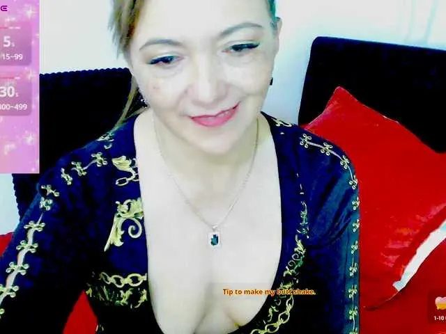 British_EmJess – webcam model profile photo Image 19