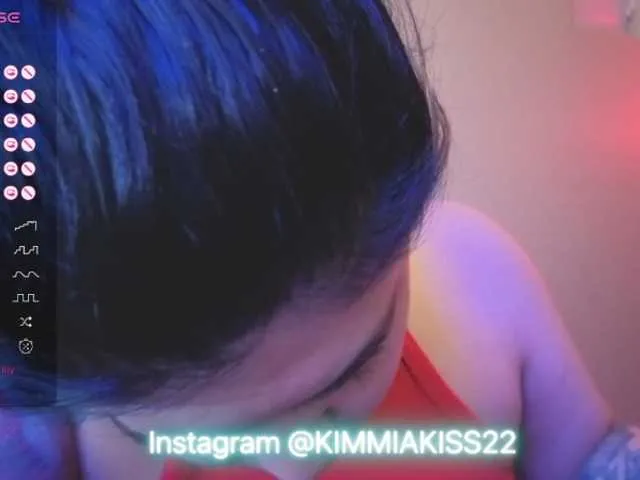 Kimmiakiss22 – webcam model profile photo